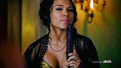 tumblr_mwbqunURCM1qb658io3_250.gif